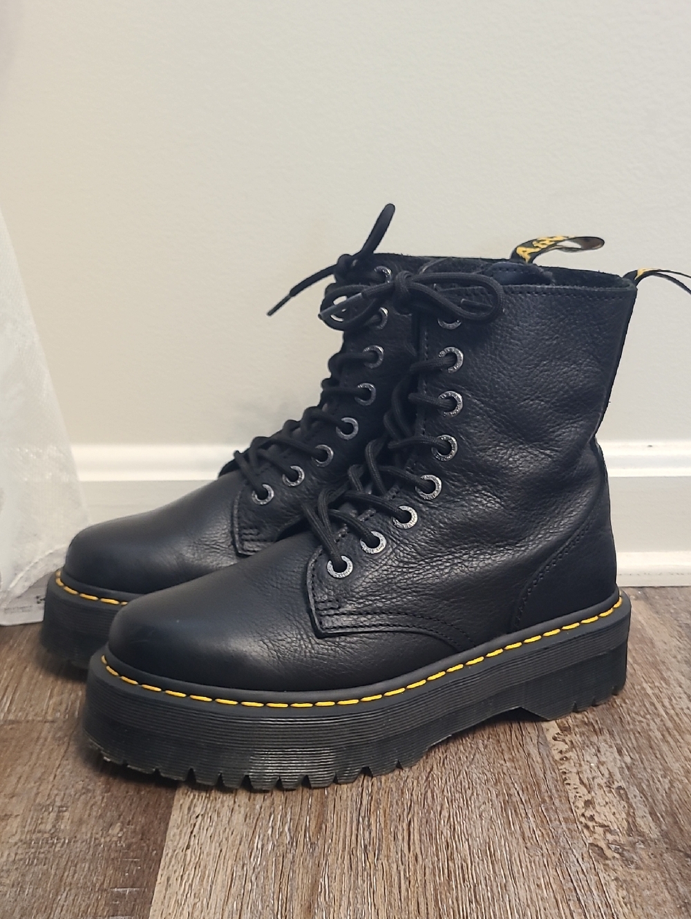 Dr Martens Jadon iii Pisa Leather Platform Boots